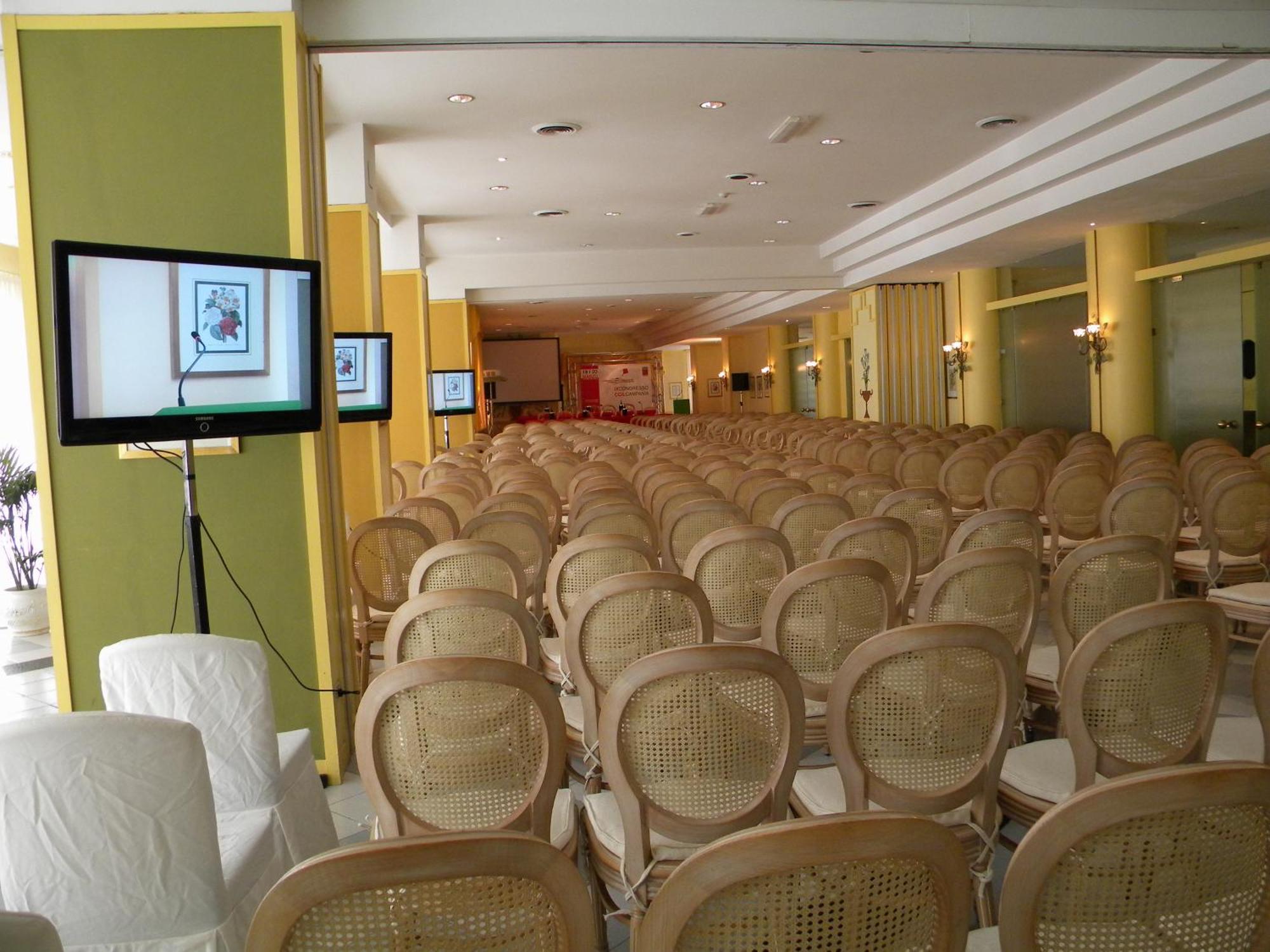 Dei Congressi Hotel 4*